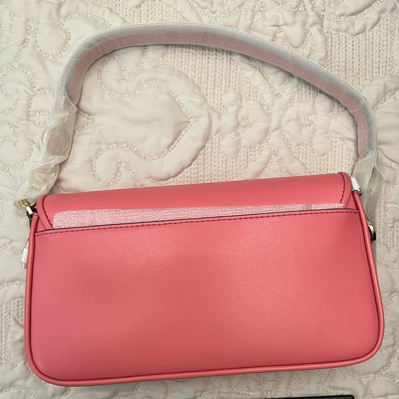 Michael Kors Tea Rose Bradshaw purse shoulder bag with gold clasp Barbie - Picture 5 of 5